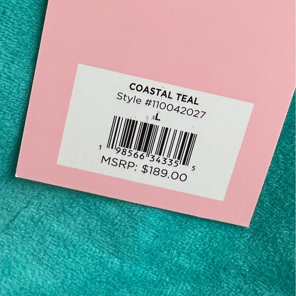 Juicy Couture Women’s Coastal Teal Velour Shorts Hoodie Set Size L Y2K 90s - Picture 3 of 7